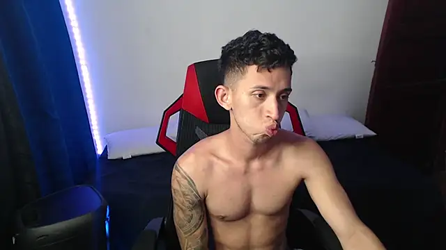 stevenSEX123 online show from January 10, 2025, 1:32 am