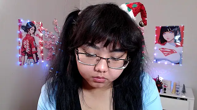 Moertomlly online show from December 22, 2025, 4:42 am