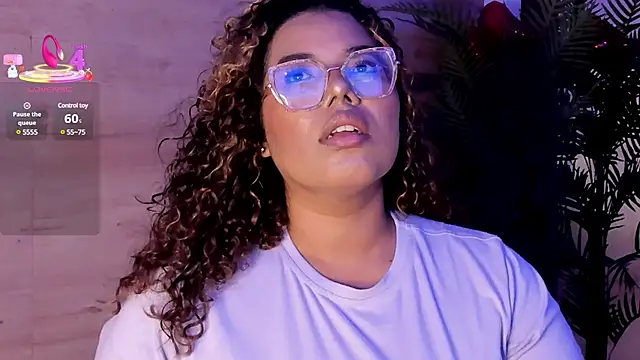  nickypurple  online show from March 18, 2025, 12:03 pm