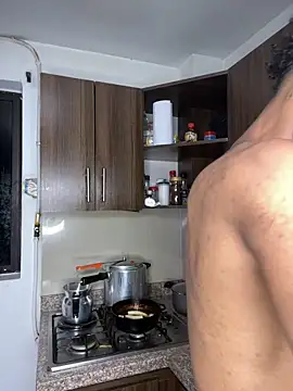 matatanlove online show from March 18, 2025, 3:53 am