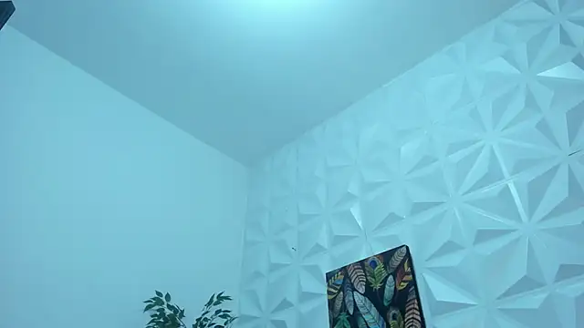 Hellen Sky online show from March 15, 2025, 6:10 pm