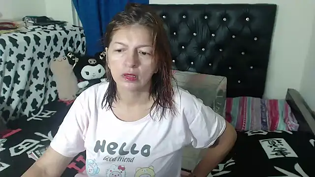 jellyfishhot online show from November 26, 2025, 9:27 pm