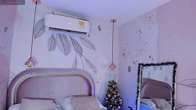 JESYSOZ23  online show from January 15, 2025, 3:33 am