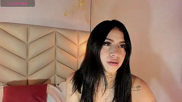 JESYSOZ23  online show from September 24, 2025, 2:42 pm