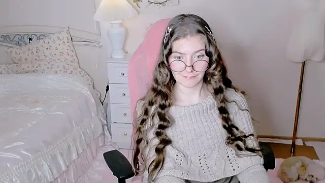 RuthMorse online show from April 21, 2026, 8:12 pm