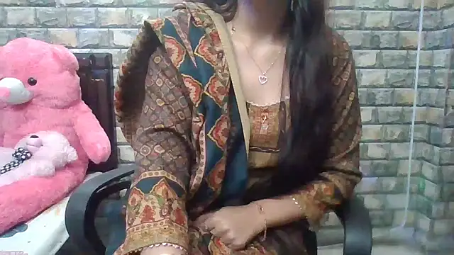 Snapshot of Sexy_iknoor chatting on January 11, 2026, 5:12 am Sexy iknoor online show from January 11, 2026, 5:12 am