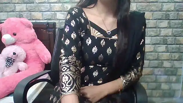 Snapshot of Sexy_iknoor chatting on January 13, 2026, 5:02 am Sexy iknoor online show from January 13, 2026, 5:02 am