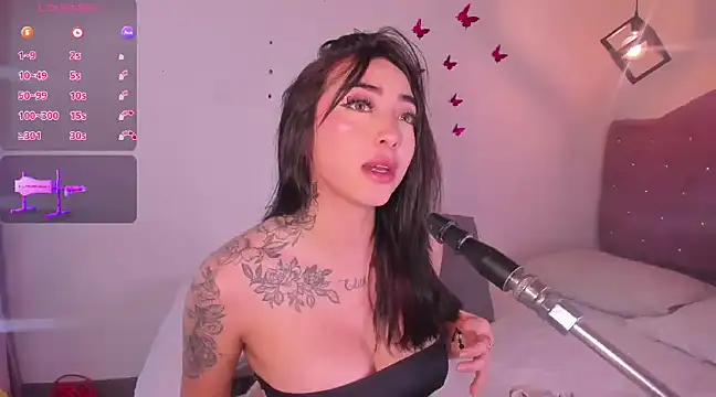 isa red hair online show from December 22, 2024, 3:44 am