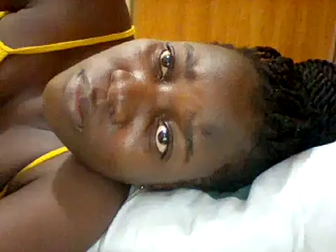 Snapshot of Alessandrajenna chatting on February 12, 2025, 7:23 am Alessandrajenna online show from February 12, 2025, 7:23 am