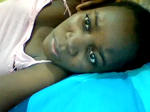 Snapshot of Alessandrajenna chatting on September 13, 2025, 5:40 am Alessandrajenna online show from September 13, 2025, 5:40 am