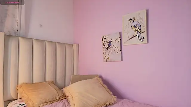 Mhia palmer online show from April 17, 2026, 2:09 pm