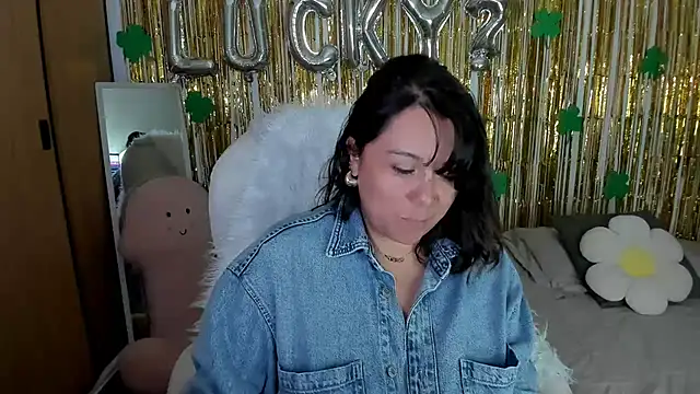 bigbooty-30 online show from March 15, 2025, 3:07 am