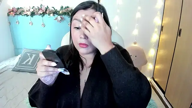 bigbooty-30 online show from January 14, 2026, 1:17 pm