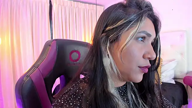 BonnieBad01 online show from February 10, 2025, 6:56 pm