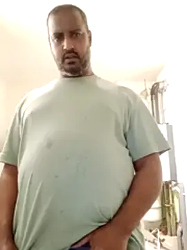 Snapshot of bink1982 chatting on January 18, 2026, 9:18 pm bink1982 online show from January 18, 2026, 9:18 pm