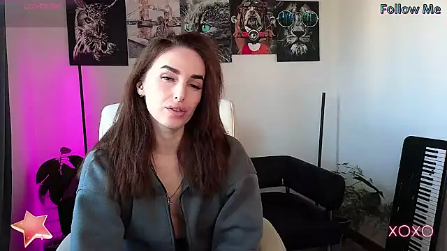 Snapshot of xx_adrihanna_xx chatting on February 13, 2025, 10:23 am xx adrihanna xx online show from February 13, 2025, 10:23 am