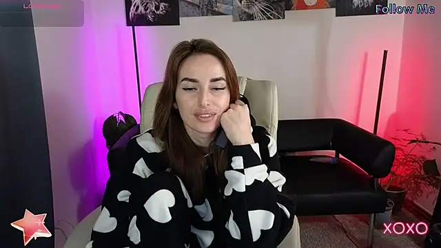 Snapshot of xx_adrihanna_xx chatting on March 3, 2025, 4:24 pm xx adrihanna xx online show from March 3, 2025, 4:24 pm