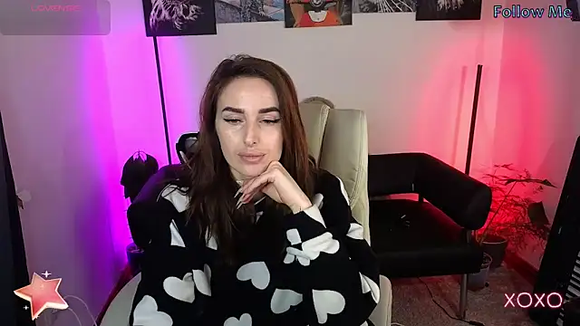 Snapshot of xx_adrihanna_xx chatting on March 12, 2025, 6:11 pm xx adrihanna xx online show from March 12, 2025, 6:11 pm