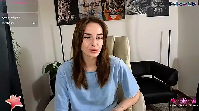 Snapshot of xx_adrihanna_xx chatting on March 13, 2025, 5:07 pm xx adrihanna xx online show from March 13, 2025, 5:07 pm