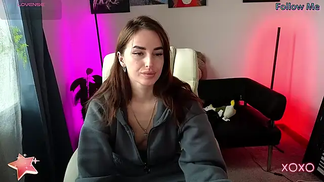 Snapshot of xx_adrihanna_xx chatting on March 17, 2025, 9:44 am xx adrihanna xx online show from March 17, 2025, 9:44 am