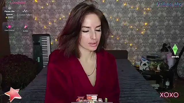 Snapshot of xx_adrihanna_xx chatting on November 17, 2025, 8:42 am xx adrihanna xx online show from November 17, 2025, 8:42 am