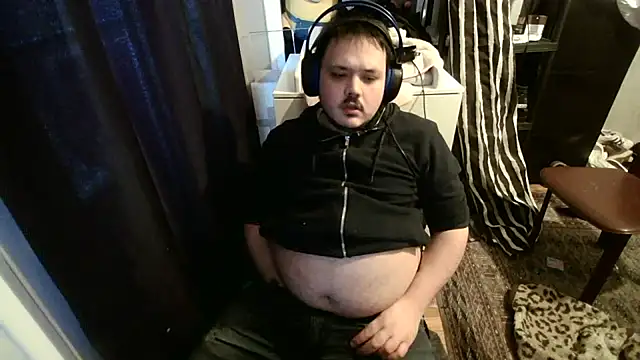 Snapshot of Bebemickey75 chatting on February 26, 2025, 4:24 pm Bebemickey75 online show from February 26, 2025, 4:24 pm