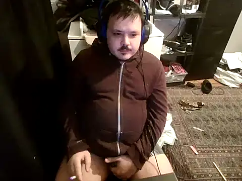 Snapshot of Bebemickey75 chatting on March 9, 2025, 6:11 pm Bebemickey75 online show from March 9, 2025, 6:11 pm