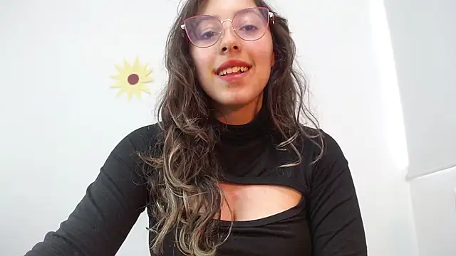 kute Aliz online show from December 18, 2024, 9:08 pm