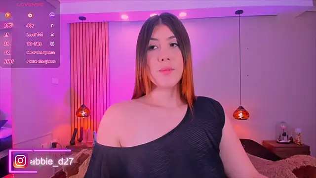 AbbieEdmond online show from December 2, 2025, 4:40 am