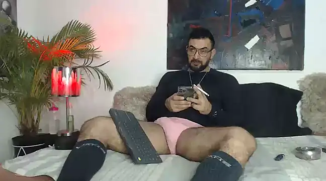 Snapshot of Markus_latin2 chatting on December 19, 2024, 12:34 pm Markus latin2 online show from December 19, 2024, 12:34 pm