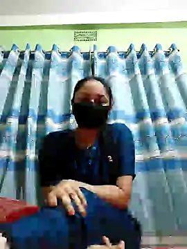 Snapshot of Sima--Roy chatting on December 5, 2024, 5:39 pm Sima--Roy online show from December 5, 2024, 5:39 pm