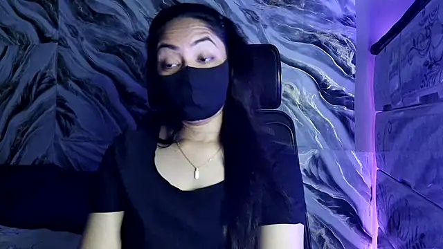 Snapshot of Sima--Roy chatting on March 15, 2025, 9:05 pm Sima--Roy online show from March 15, 2025, 9:05 pm