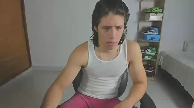 imtonny19 online show from March 7, 2025, 12:48 am