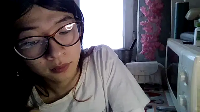 CarlyJoy online show from March 19, 2026, 12:42 pm