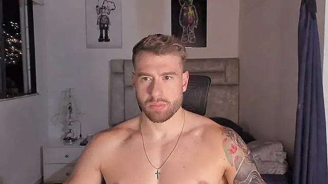 paul rogerr online show from October 15, 2025, 2:33 am