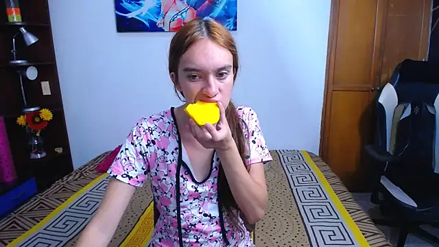 SofiaWet23 online show from October 21, 2025, 1:12 pm