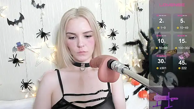 Kaya Devis online show from October 26, 2025, 4:18 am