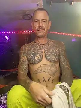 Snapshot of deepstroker42071 chatting on December 4, 2024, 12:47 pm deepstroker42071 online show from December 4, 2024, 12:47 pm