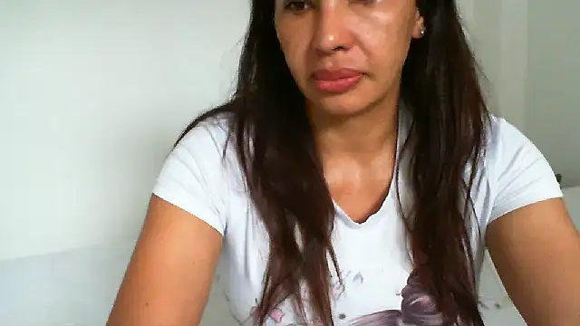 Snapshot of salome__milf chatting on February 15, 2025, 9:26 pm salome  milf online show from February 15, 2025, 9:26 pm