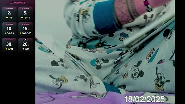 lady hana28 online show from February 18, 2025, 1:22 pm