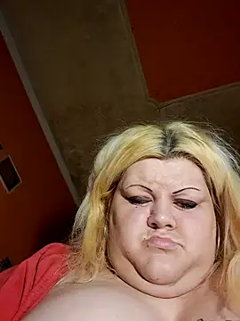 Snapshot of ducicsajsziii chatting on December 12, 2024, 12:16 am ducicsajsziii online show from December 12, 2024, 12:16 am