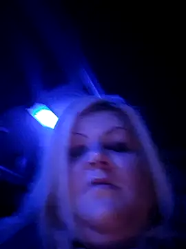 Snapshot of ducicsajsziii chatting on December 21, 2024, 5:58 am ducicsajsziii online show from December 21, 2024, 5:58 am