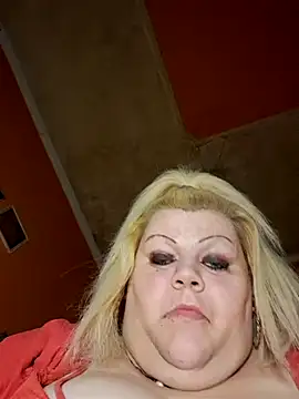 Snapshot of ducicsajsziii chatting on March 13, 2025, 7:17 pm ducicsajsziii online show from March 13, 2025, 7:17 pm