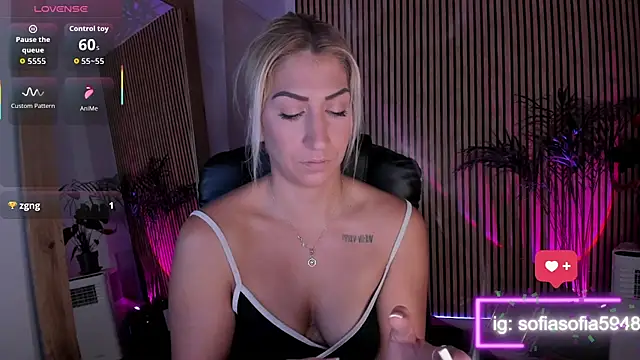 Snapshot of sofiah_ chatting on October 17, 2025, 6:05 am sofiah online show from October 17, 2025, 6:05 am