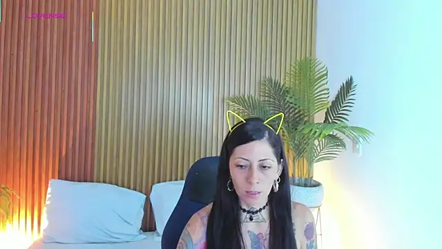 dark gotica online show from October 4, 2025, 12:25 pm