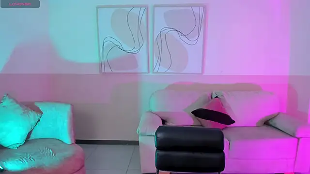 AlessiaCorleone  online show from January 27, 2025, 8:49 pm