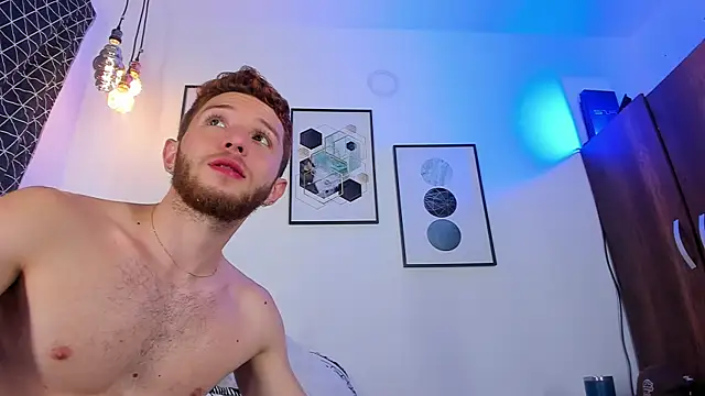 Snapshot of Juan_Castano chatting on March 9, 2025, 11:03 am Juan Castano online show from March 9, 2025, 11:03 am