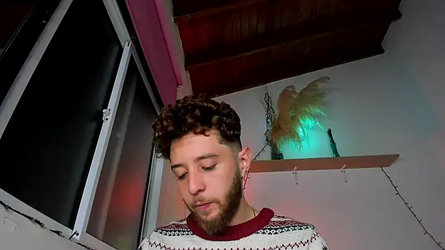 Juan Castano online show from December 20, 2025, 8:10 am