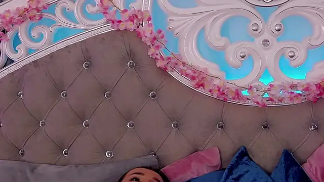 MeIisaLove online show from February 28, 2026, 7:59 pm