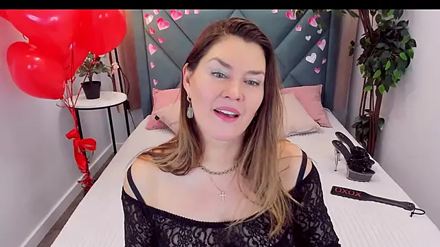 Adele Russo online show from February 12, 2025, 4:22 pm